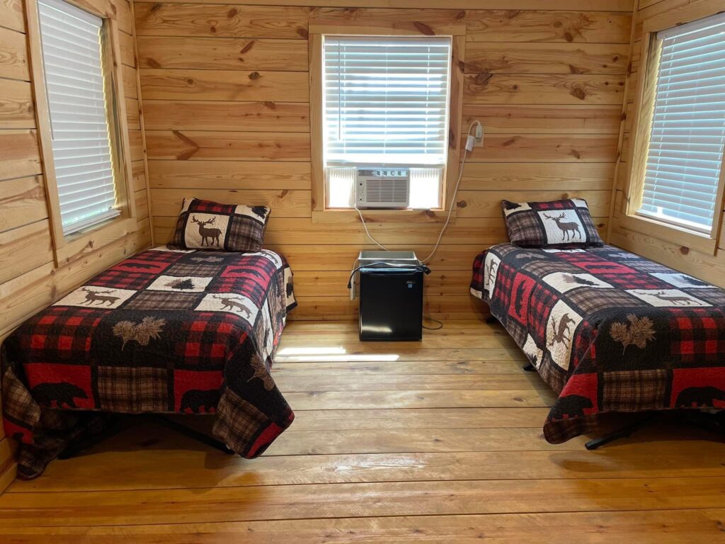 Pioneer Campgrounds Cabin Rentals & Experiences Hatfield, Arkansas
